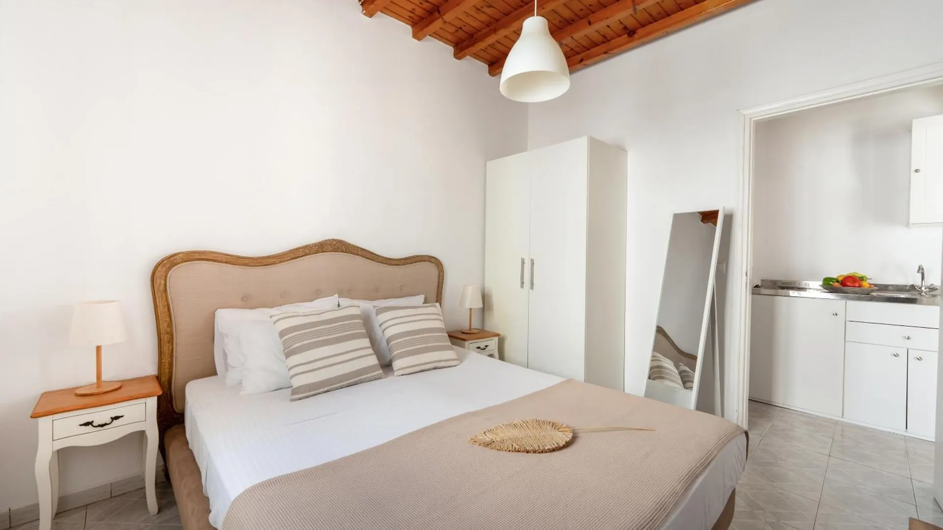 Апартаменты Seaview Central Suites Mykonos Town Греция
